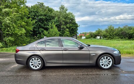 BMW 5 серия, 2012 год, 1 050 000 рублей, 3 фотография