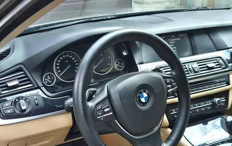 BMW 5 серия, 2012 год, 1 050 000 рублей, 10 фотография