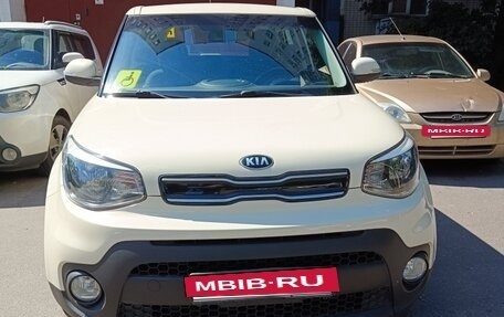 KIA Soul II рестайлинг, 2019 год, 1 390 000 рублей, 3 фотография