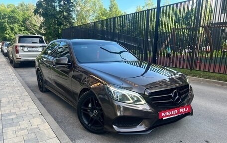 Mercedes-Benz E-Класс, 2013 год, 1 800 000 рублей, 2 фотография