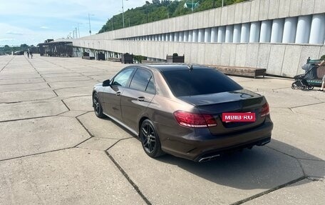 Mercedes-Benz E-Класс, 2013 год, 1 800 000 рублей, 11 фотография