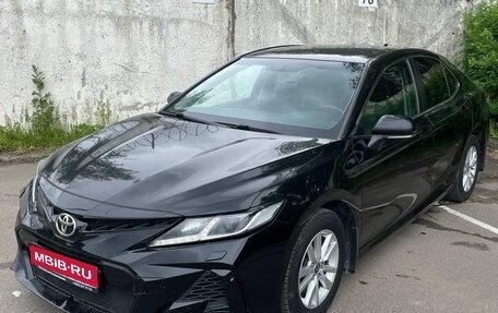 Toyota Camry, 2021 год, 2 400 000 рублей, 1 фотография