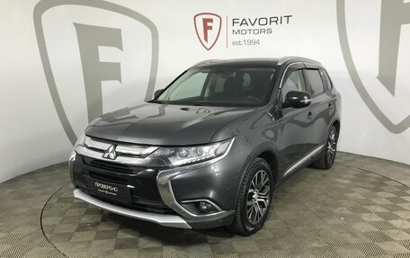 Mitsubishi Outlander III рестайлинг 3, 2018 год, 1 849 000 рублей, 1 фотография