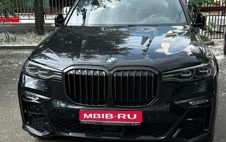 BMW X7, 2021 год, 7 860 000 рублей, 2 фотография