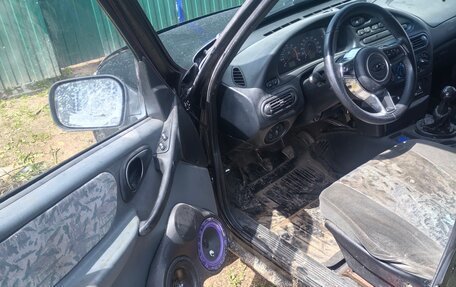 Chevrolet Niva I рестайлинг, 2004 год, 270 000 рублей, 6 фотография