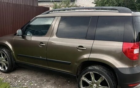 Skoda Yeti I рестайлинг, 2011 год, 700 000 рублей, 2 фотография