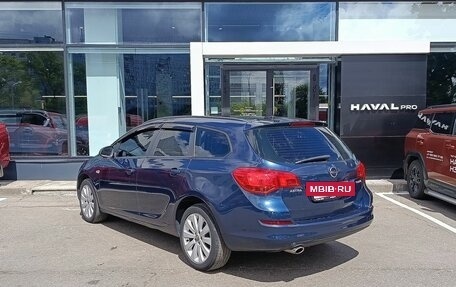 Opel Astra J, 2011 год, 659 000 рублей, 9 фотография