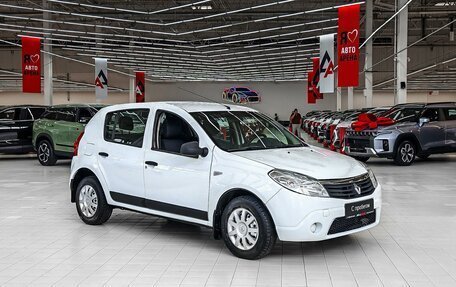 Renault Sandero I, 2013 год, 520 000 рублей, 2 фотография