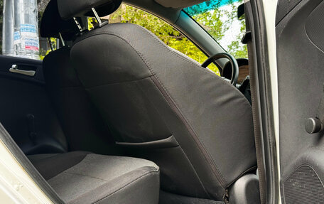 Hyundai Solaris II рестайлинг, 2011 год, 799 999 рублей, 23 фотография