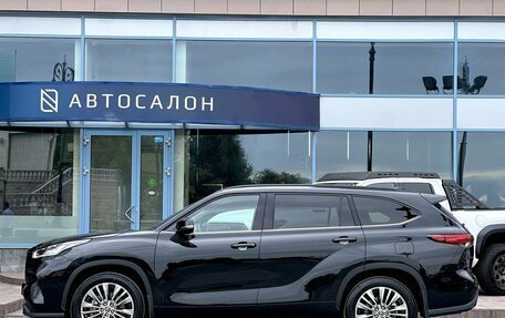 Toyota Highlander, 2024 год, 4 590 000 рублей, 2 фотография