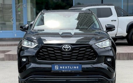 Toyota Highlander, 2024 год, 4 590 000 рублей, 4 фотография