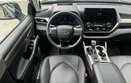 Toyota Highlander, 2024 год, 4 590 000 рублей, 11 фотография