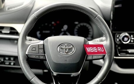 Toyota Highlander, 2024 год, 4 590 000 рублей, 12 фотография