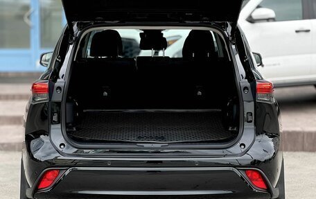 Toyota Highlander, 2024 год, 4 590 000 рублей, 37 фотография