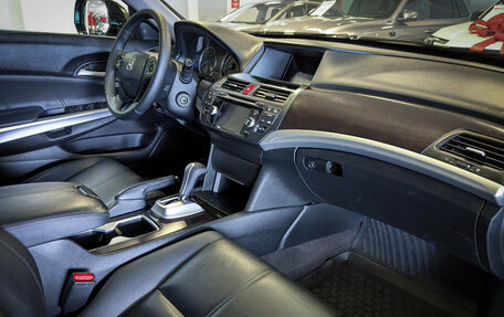 Honda Crosstour I рестайлинг, 2014 год, 1 779 500 рублей, 12 фотография
