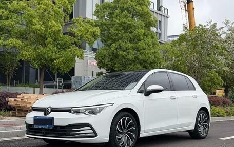 Volkswagen Golf VIII, 2021 год, 1 223 000 рублей, 1 фотография