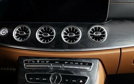 Mercedes-Benz E-Класс, 2019 год, 3 450 000 рублей, 23 фотография