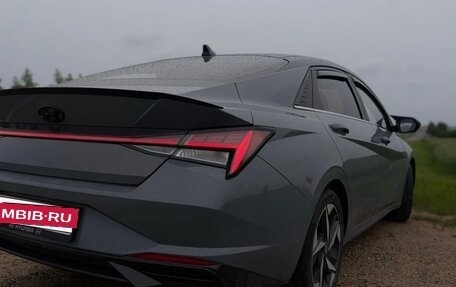 Hyundai Elantra, 2021 год, 1 890 000 рублей, 16 фотография