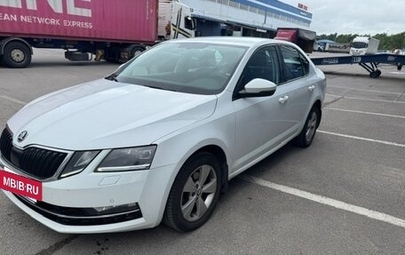 Skoda Octavia, 2017 год, 1 750 000 рублей, 7 фотография