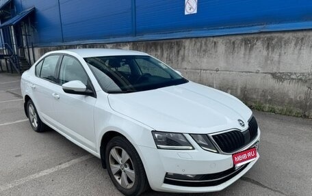Skoda Octavia, 2017 год, 1 750 000 рублей, 5 фотография
