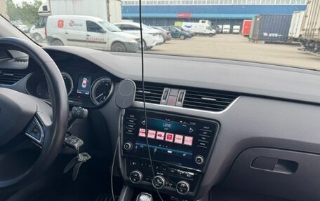 Skoda Octavia, 2017 год, 1 750 000 рублей, 14 фотография