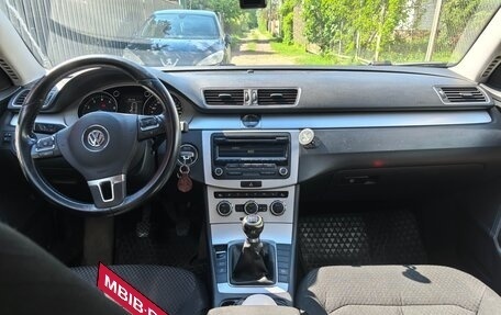 Volkswagen Passat B7, 2012 год, 700 000 рублей, 6 фотография