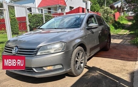 Volkswagen Passat B7, 2012 год, 700 000 рублей, 3 фотография