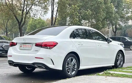 Mercedes-Benz A-Класс, 2022 год, 1 730 000 рублей, 4 фотография
