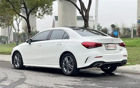 Mercedes-Benz A-Класс, 2022 год, 1 730 000 рублей, 5 фотография
