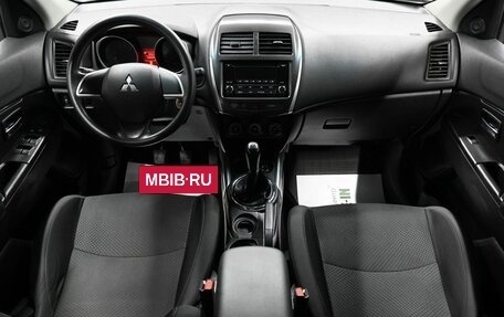 Mitsubishi ASX I рестайлинг, 2013 год, 1 195 000 рублей, 10 фотография