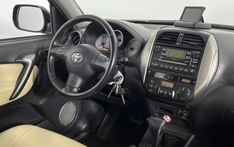 Toyota RAV4, 2002 год, 820 000 рублей, 13 фотография