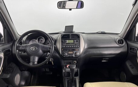 Toyota RAV4, 2002 год, 820 000 рублей, 14 фотография