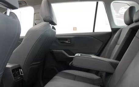 Toyota RAV4, 2026 год, 4 000 000 рублей, 6 фотография