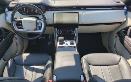 Land Rover Range Rover IV рестайлинг, 2024 год, 14 000 000 рублей, 7 фотография