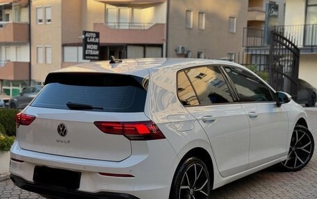 Volkswagen Golf VIII, 2023 год, 1 730 000 рублей, 6 фотография