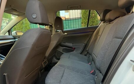 Volkswagen Golf VIII, 2023 год, 1 730 000 рублей, 10 фотография
