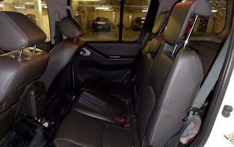 Nissan Pathfinder, 2012 год, 1 460 000 рублей, 12 фотография