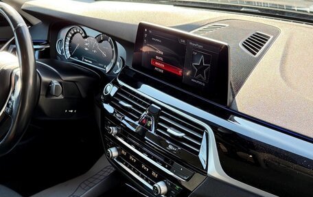 BMW 5 серия, 2019 год, 3 250 000 рублей, 17 фотография