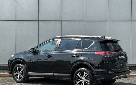 Toyota RAV4, 2016 год, 2 399 000 рублей, 2 фотография