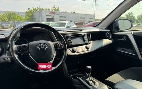 Toyota RAV4, 2016 год, 2 399 000 рублей, 6 фотография