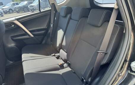 Toyota RAV4, 2016 год, 2 399 000 рублей, 9 фотография
