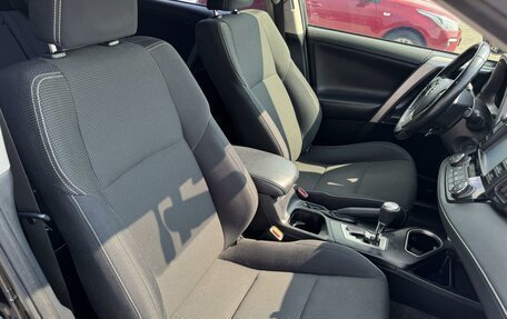 Toyota RAV4, 2016 год, 2 399 000 рублей, 8 фотография