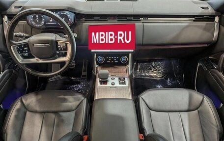 Land Rover Range Rover IV рестайлинг, 2024 год, 14 000 000 рублей, 11 фотография