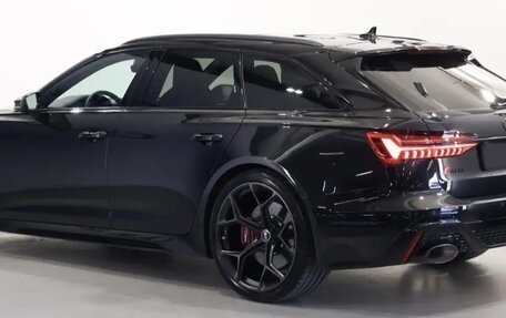 Audi RS 6, 2025 год, 26 000 000 рублей, 4 фотография