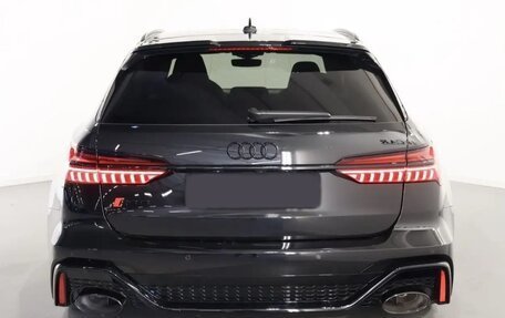 Audi RS 6, 2025 год, 26 000 000 рублей, 5 фотография