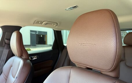 Volvo XC60 II, 2018 год, 3 500 000 рублей, 11 фотография