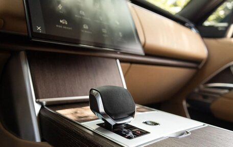 Land Rover Range Rover IV рестайлинг, 2025 год, 15 000 000 рублей, 16 фотография