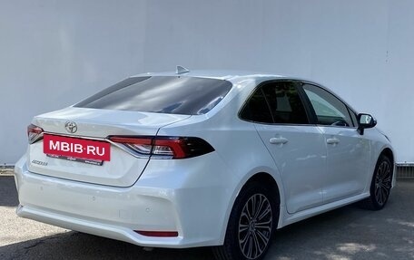 Toyota Corolla, 2021 год, 2 050 000 рублей, 5 фотография