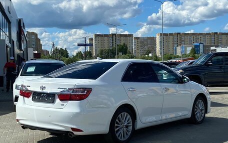 Toyota Camry, 2016 год, 2 100 000 рублей, 4 фотография