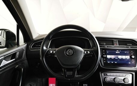 Volkswagen Tiguan II, 2018 год, 2 197 000 рублей, 18 фотография